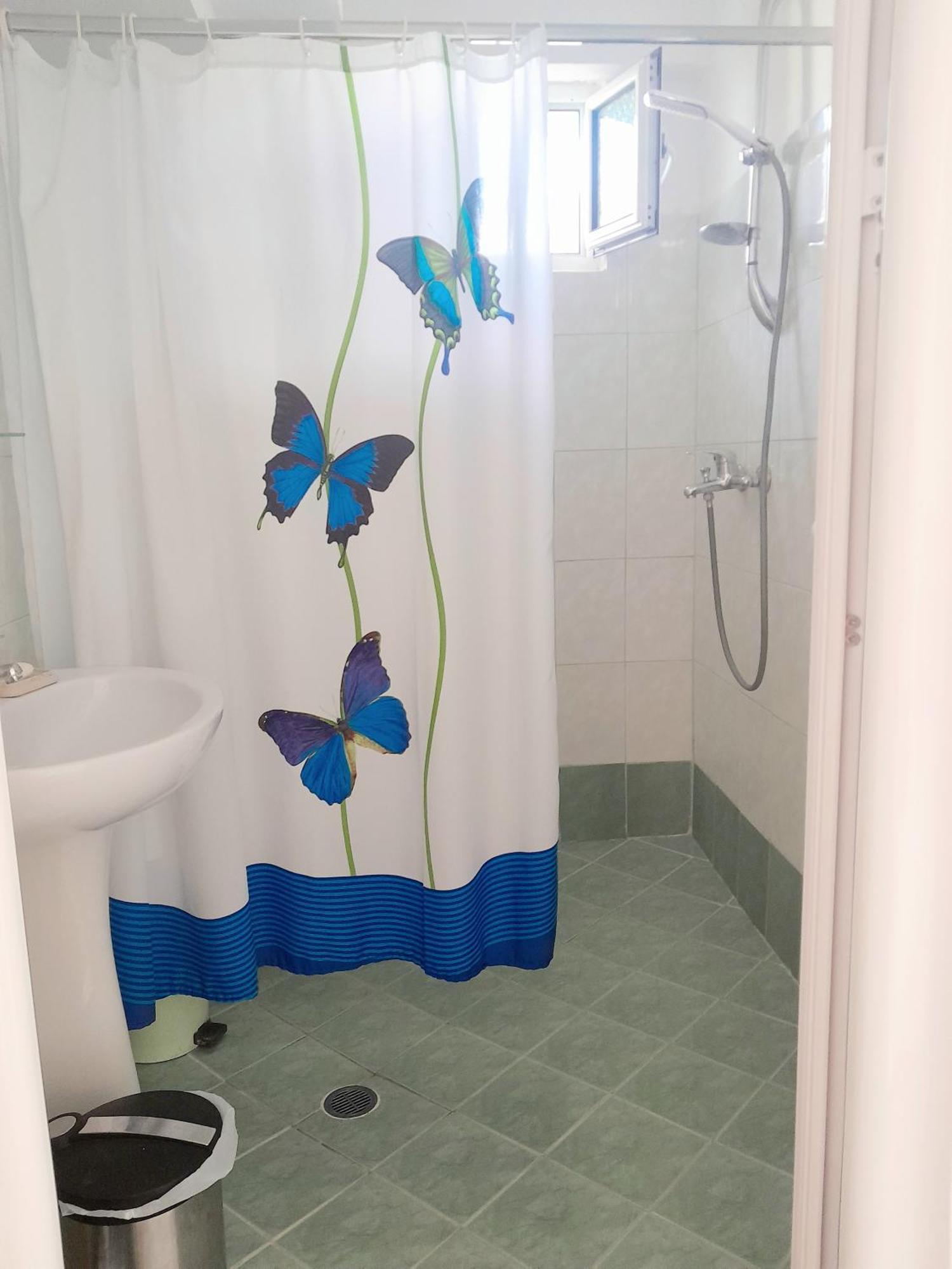Lodger Gb Ksamil
